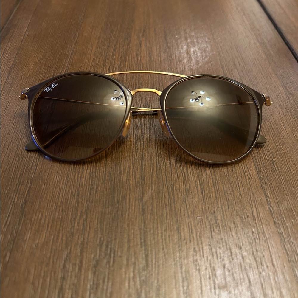 Ray-Ban Gold Frame Sunglasses with Brown Lenses